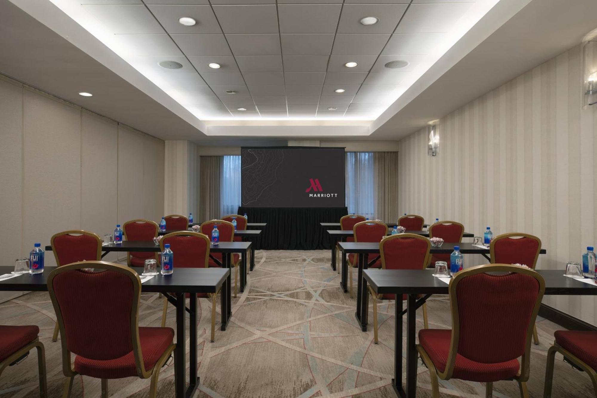Washington Dulles Marriott Suites Herndon Eksteriør billede